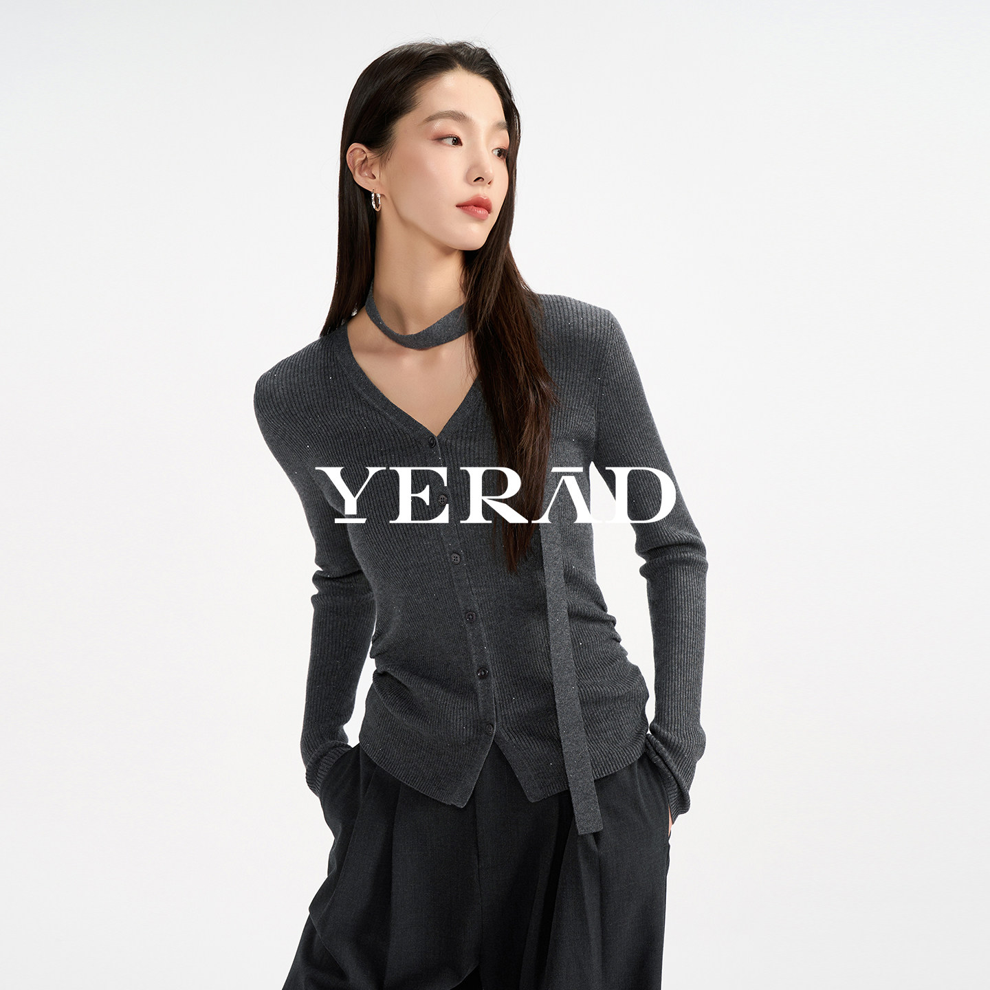 娅丽达羊毛灰色v领飘带针织衫女2026秋新款长袖上衣修身显瘦开衫