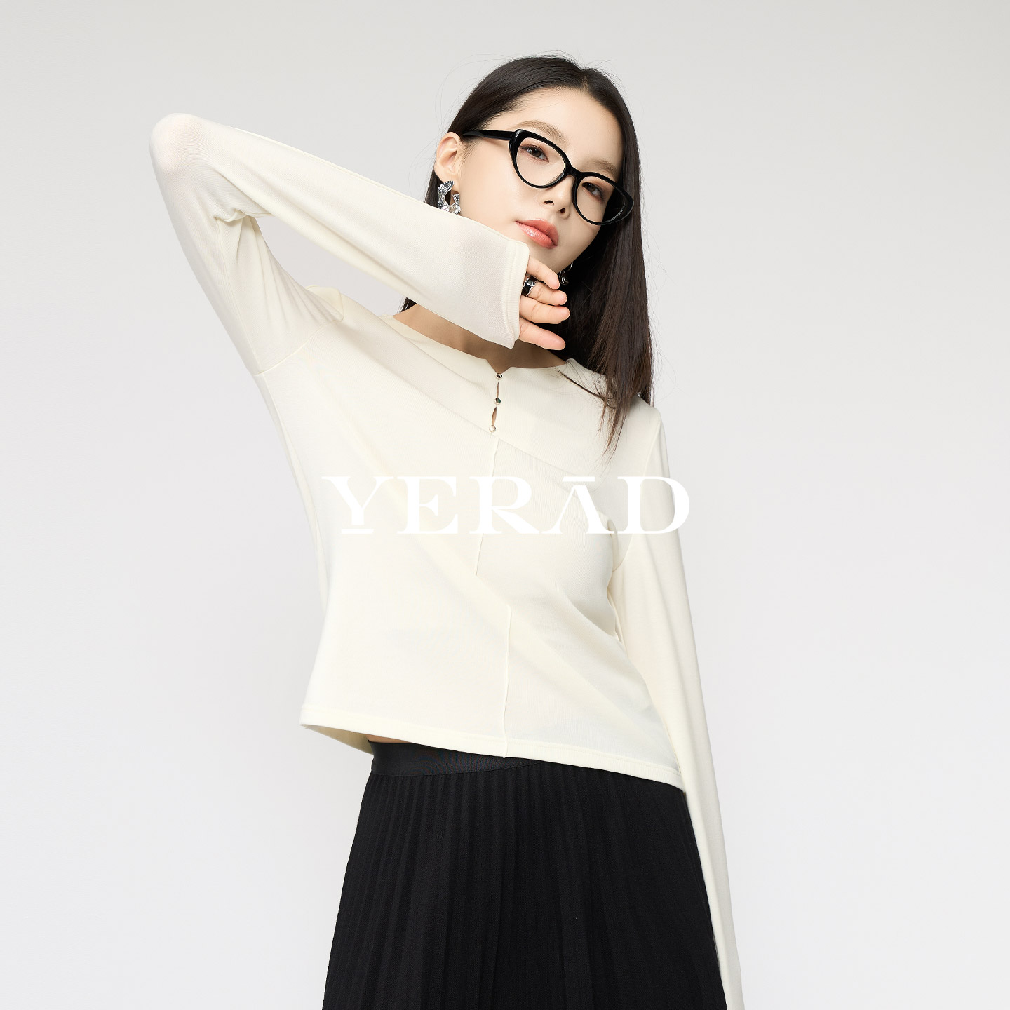 娅丽达设计感绵羊毛长袖针织衫女