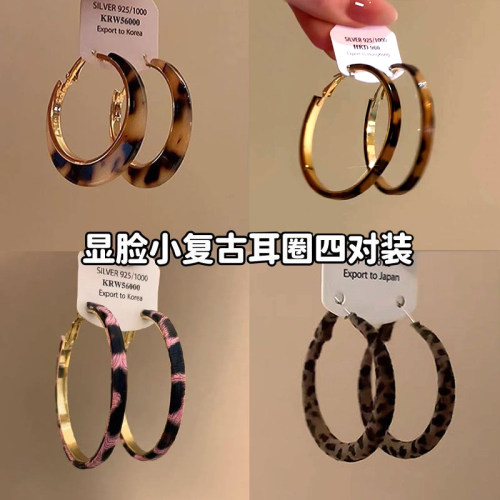 秋冬氛围感豹纹耳圈气质夸张时髦耳环女港风复古高级耳钉小众耳饰