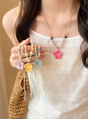 多巴胺彩色串珠花朵项链女超仙温柔氛围感锁骨链旅游度假风配饰品