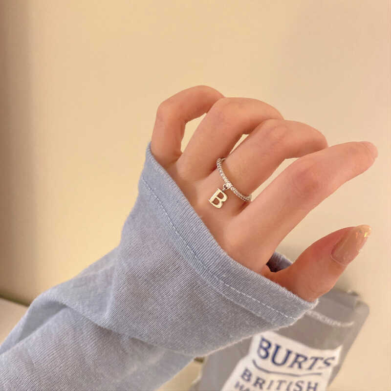 镶钻银色字母吊坠戒指女款个性时尚网红食指戒轻奢冷淡风百搭指环