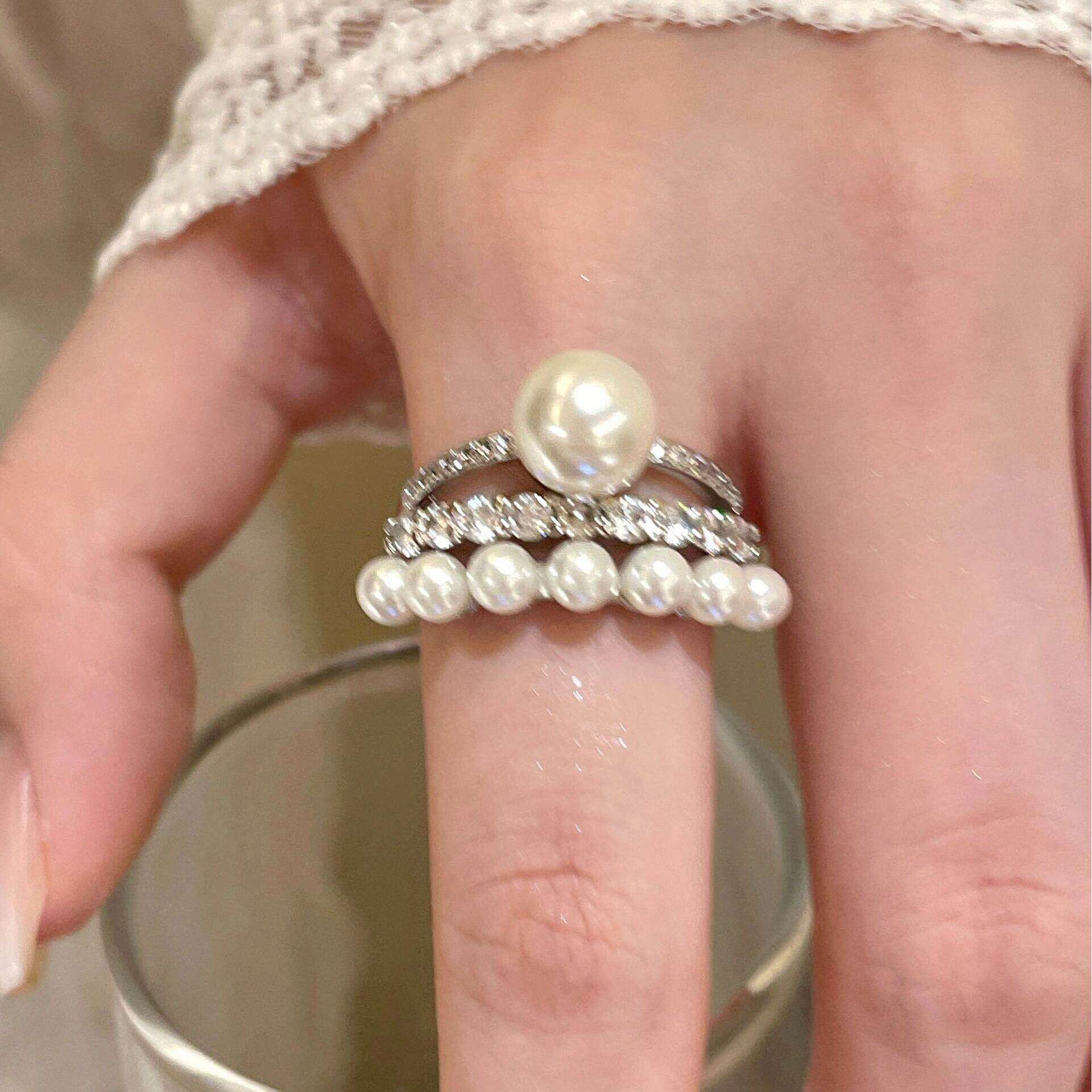 双层镶钻珍珠戒指女法式复古高级感食指戒轻奢精致冷淡风指环尾戒