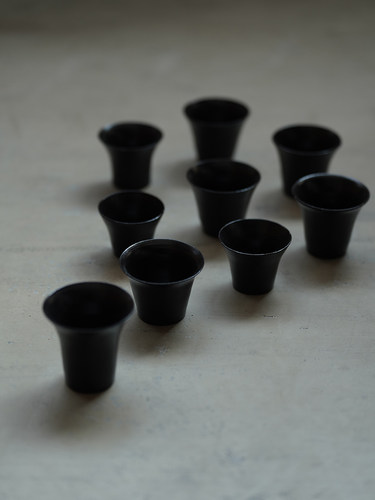 何礞手作 大漆质感黑釉 瘦马蹄杯 闻香茶杯 高温釉