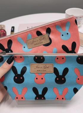 韩国进口DAMS可爱卡通兔子防水化妆包女便携式小号中号大号大容量