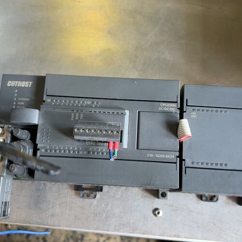 议价合信PLC CPU226M主机，型号CTS7 216-1AD可维修