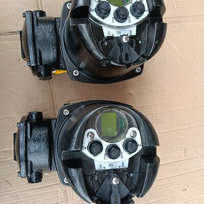 议价Til川仪电动执行器M8320C 2台，件，成色还可以，可维修