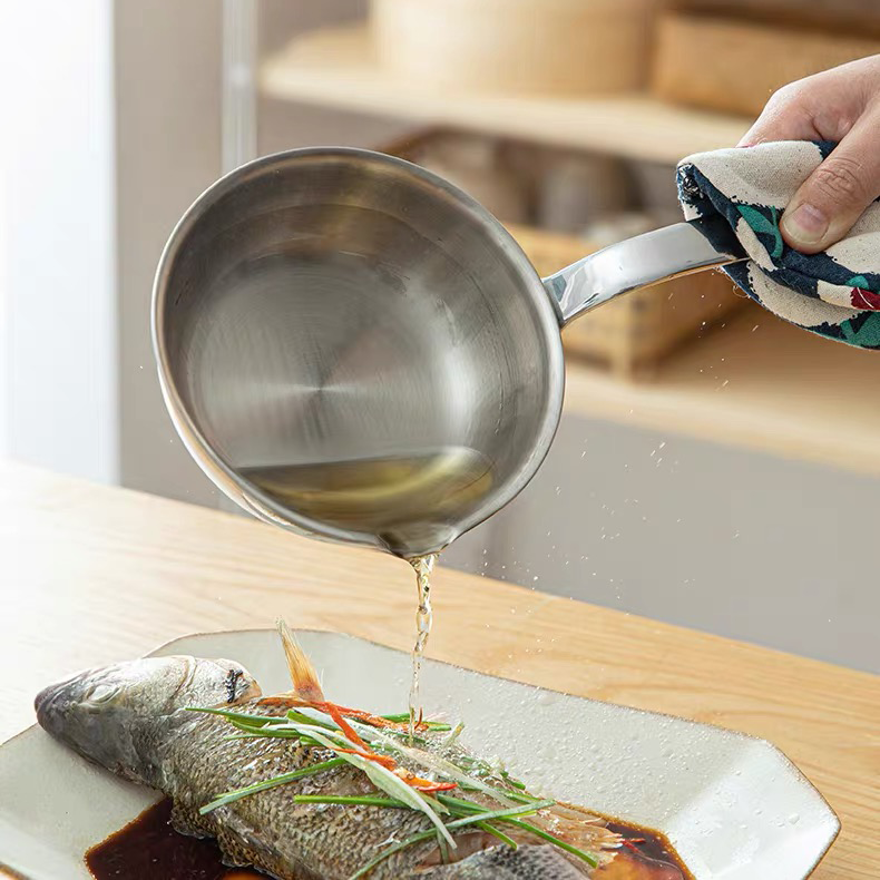 不锈钢泼油热油平底锅