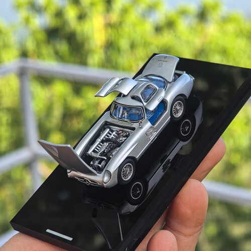 YS勇胜 1:64 奔驰300SLR 鸥翼门 全开门仿真合金汽车模型收藏摆件