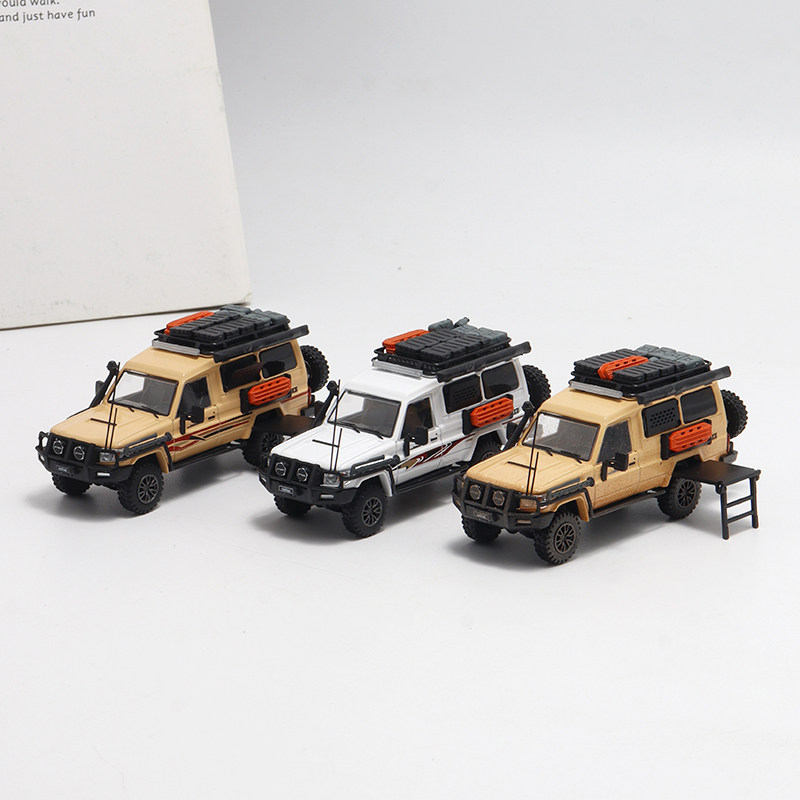AM 1:64 丰田兰德酷路泽LC78 J70运兵车 越野改装版 合金汽车模型