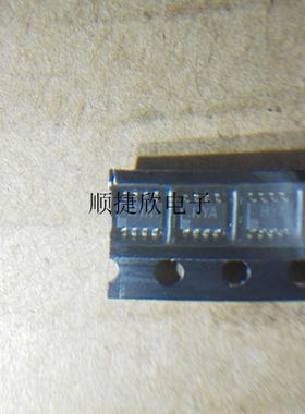 AD8039ARTZ-REEL7 双核低功耗350MHz AD8039反馈型放大器SOT23-8