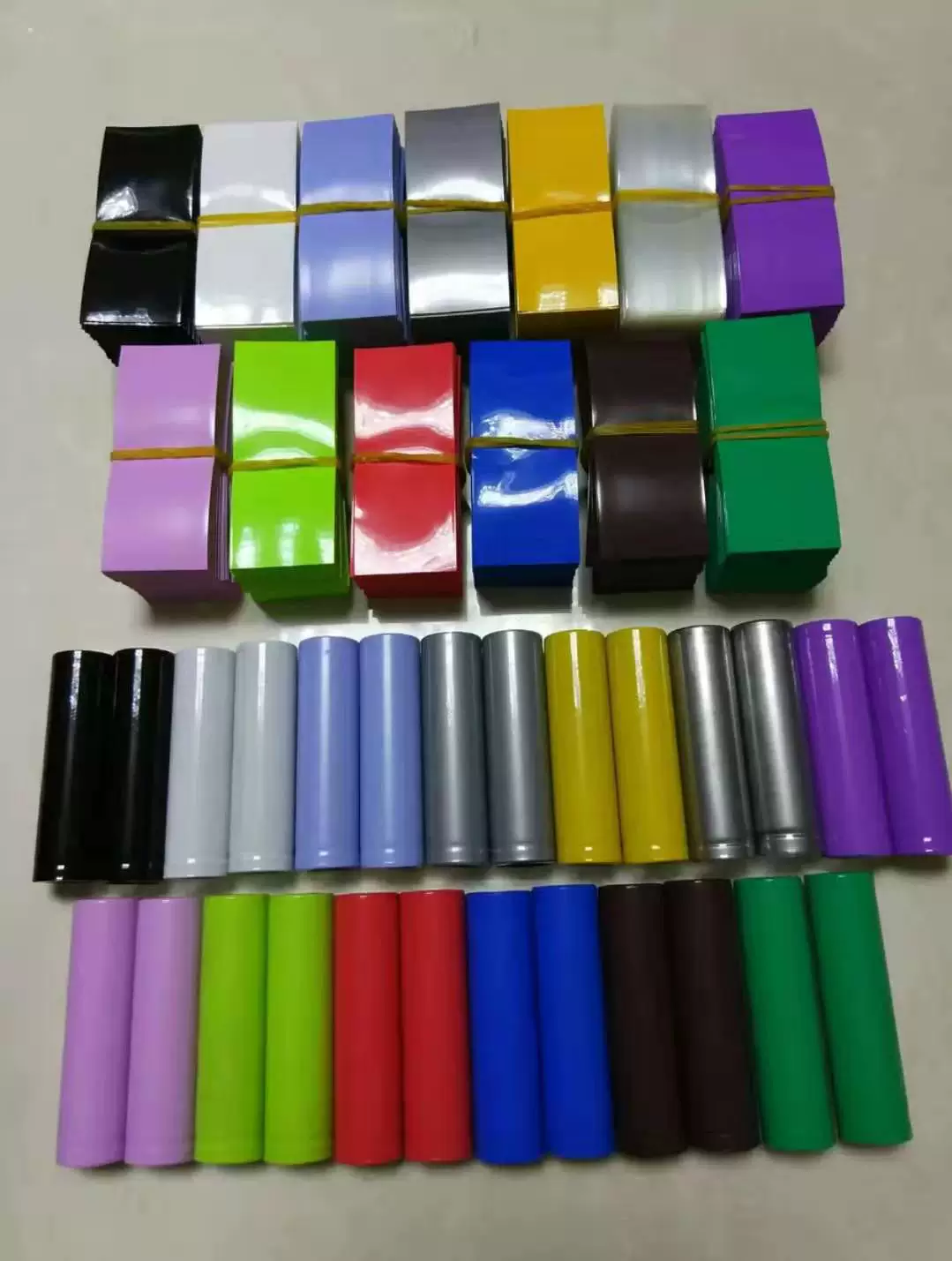 Lithium battery, tubular collar