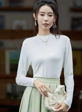 欧曼彩36005女士显瘦黑色打底衫2023新款女秋冬高级感内搭针织t恤