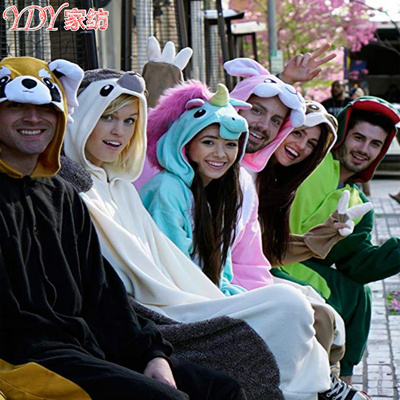 动物法兰绒卡通连体睡衣