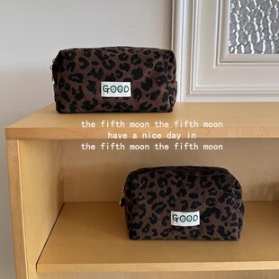 thefifthmoon收纳是好事 原创good表情豹纹灯芯绒化妆收纳包便携