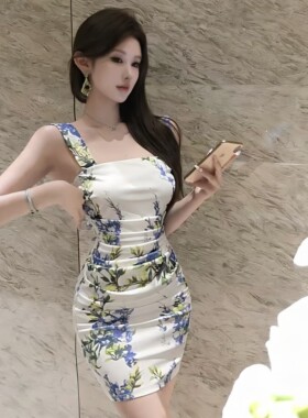 夏季性感无袖印花收腰包臀连衣裙