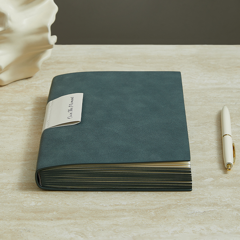 简约轻奢笔记本本子a5加厚可定制