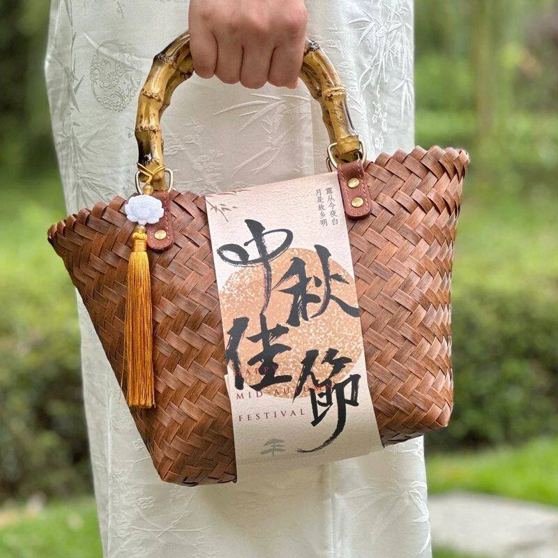 2026中秋月饼包装盒冰皮鲜肉月饼蛋黄酥伴手礼手提藤编竹节礼盒
