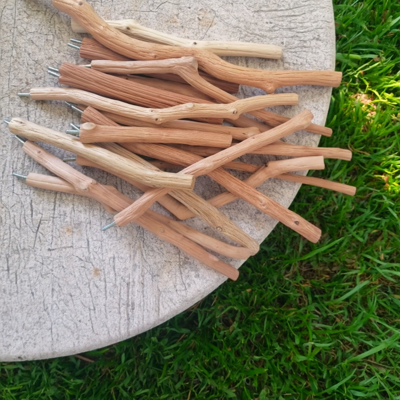 野梨木站杆鹦鹉笼内栖息棍天然随型树枝站杆木质坚硬鸟笼塑料配件