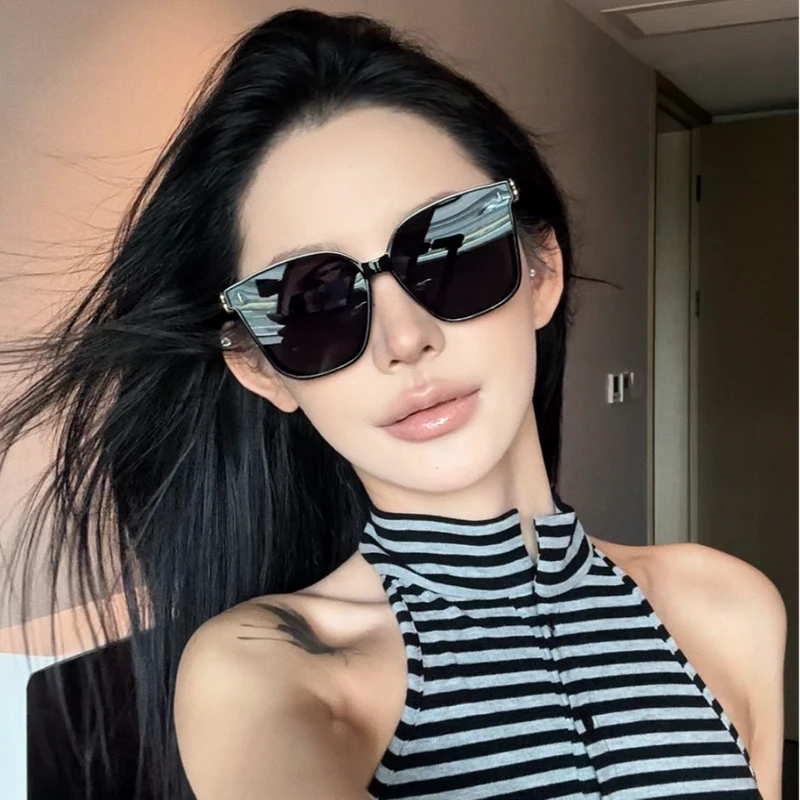 2025新款超大方框圆脸显瘦高级网感太阳眼镜女潮度假遮阳防晒墨镜