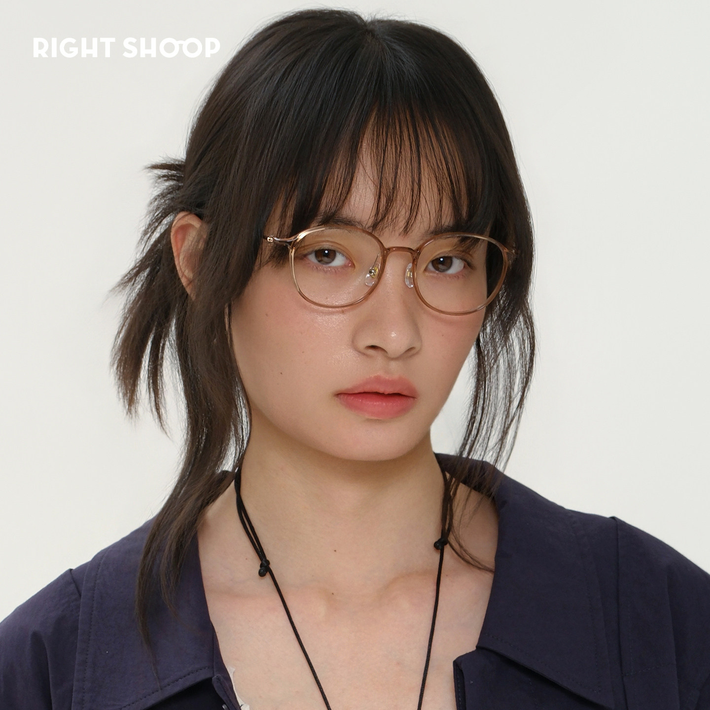 圆脸必看！右店人气单品眼镜女高级感韩国碳纤维素颜显脸小眼镜框