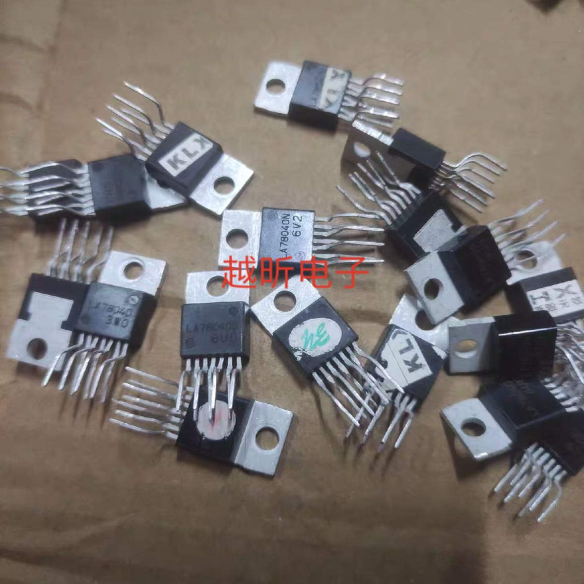 原装进口拆机LA78040 LA78041 场扫描芯片 质量保证