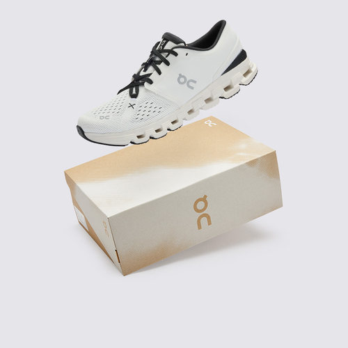 On/昂跑 Cloud x 4 新品男女同款新一代综合训练鞋3ME30040791