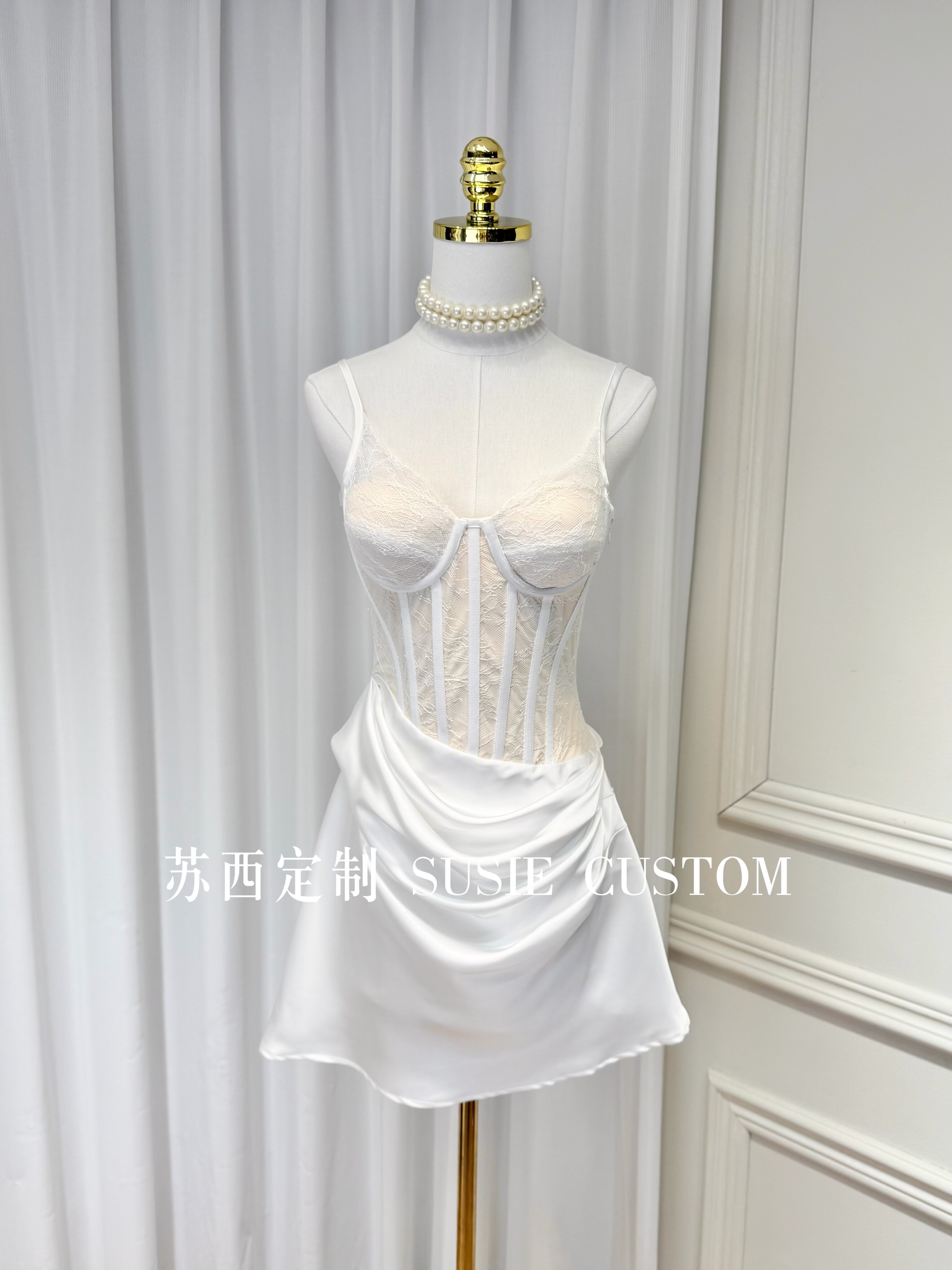 高定设计款法式纯欲带胸垫蕾丝鱼骨束腰拼接褶皱缎面生日小礼服裙