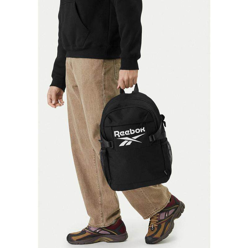 海外代购Reebok/锐步女士双肩背包加厚肩带前开式取物黑色