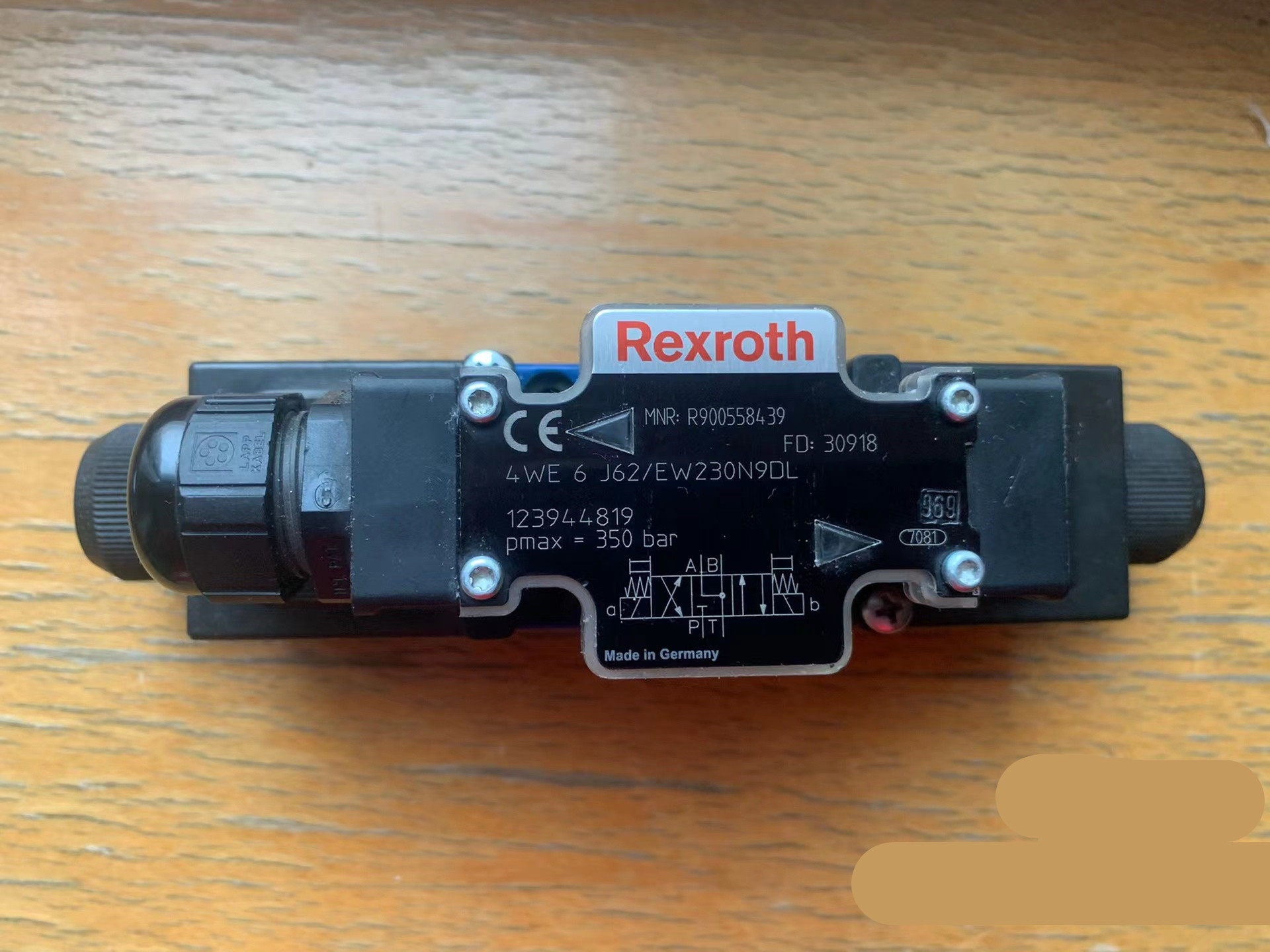 电磁阀  4WE6J62/EW230N9DL  4WE6E62 4WE6G62接线盒,标准件/零部件/工业耗材,液压阀,淘宝优惠券,粉丝福利购,淘宝优惠卷