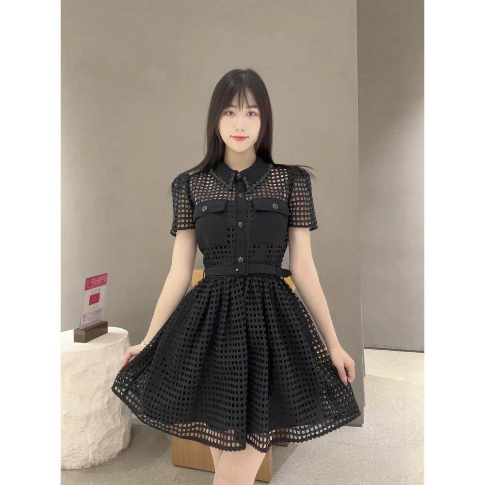 self-stride 2025新款法式黑色网格镂空收腰百搭气质显瘦连衣裙女