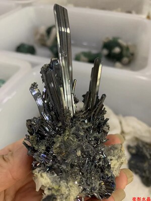 萤石矿物晶体教学标本收藏品
