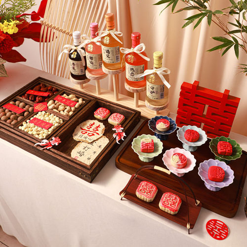 订婚摆台酒果酒桌面布置装饰摆件酒水专用氛围感桌子仪式结婚喜酒