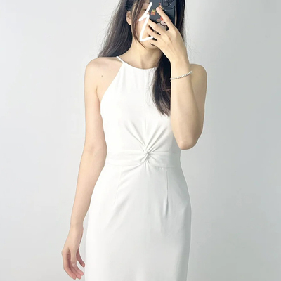 轻奢高端晚礼服裙白色高级感缎面