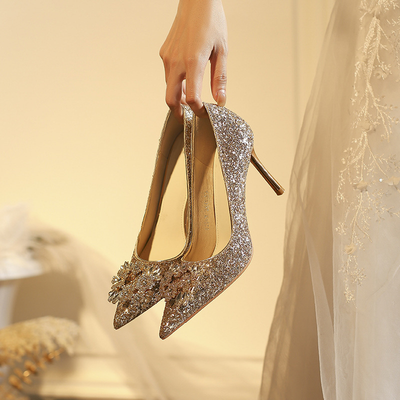 欢喜橙 婚鞋秀禾婚纱两穿水晶鞋新娘鞋高跟鞋不累脚水钻尖头单鞋