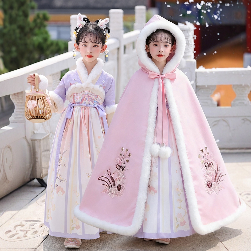 中国风女童汉服2025冬款