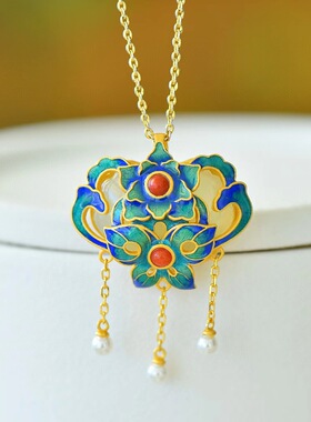 仿天然和田玉吊坠毛衣链女