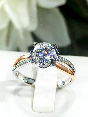 直播电镀四爪八心八箭莫桑石戒子