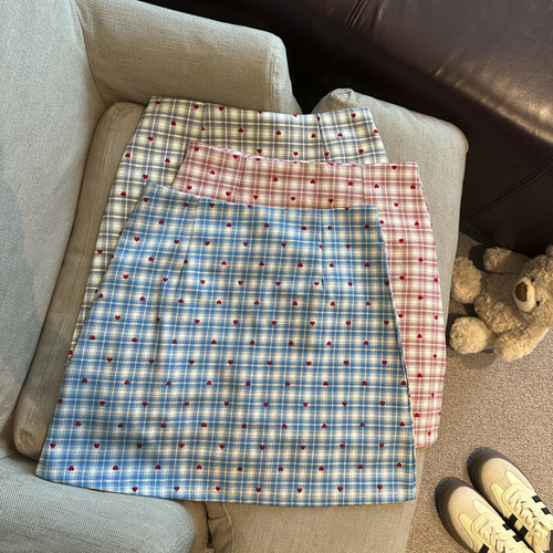 HYK-26夏上新韩系清新简约百搭格子爱心A字半身裙K2383