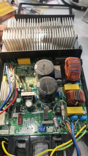 变频板 171220000044714 kfr35/bp2n 17222000032392 bp3n8-b57