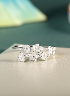 云尚服饰 S999.9足银时尚轻奢气质花朵戒指 小清新森系百搭银指环