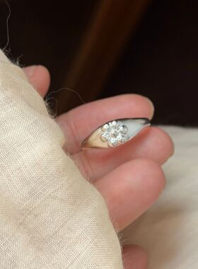 云尚服饰奶奶的梅花S925纯银磨砂戒指女款拉丝设计百搭食指戒
