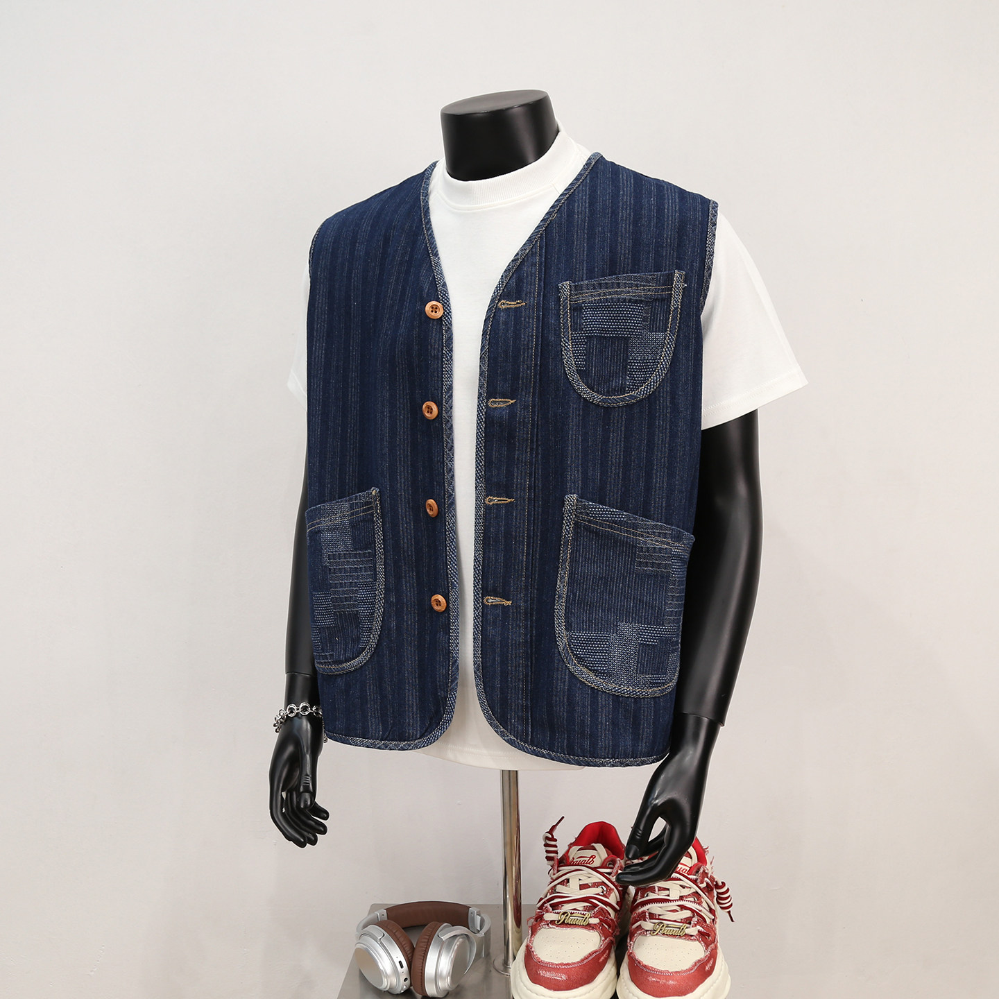 日系原宿风潮牌多口袋V领无袖牛仔马甲男士痞帅复古潮流休闲外套