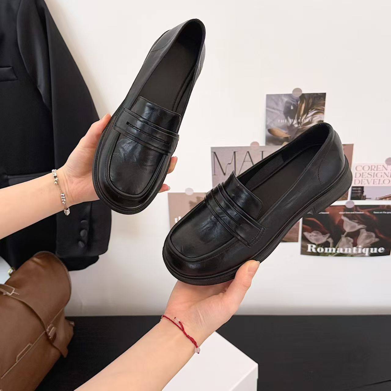 百搭圆头厚底职业黑色小皮鞋新款一脚蹬懒人单鞋通勤乐福鞋272192