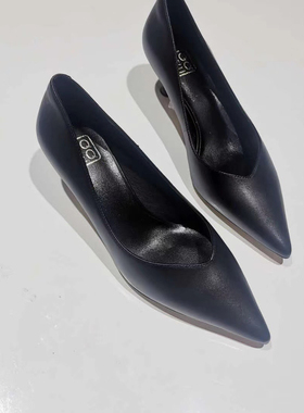 专柜正品3厘米矮跟头层牛皮时尚简约细跟矮跟通勤单鞋女29337现货