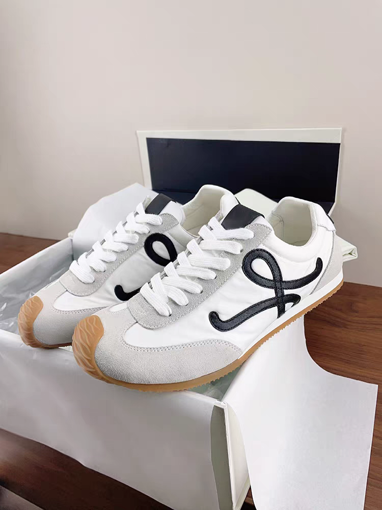 LU高定版2025新款时尚芭蕾舞德训阿甘鞋透气百搭休闲平底运动鞋女,女鞋,德训鞋,淘宝优惠券,粉丝福利购,淘宝优惠卷