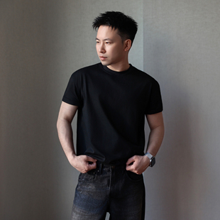 凉感索罗娜夏季美式小圆领短袖显壮肩宽休闲纯色运动打底棉上衣男
