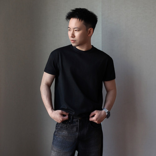 显壮显肩宽小圆领T恤上衣