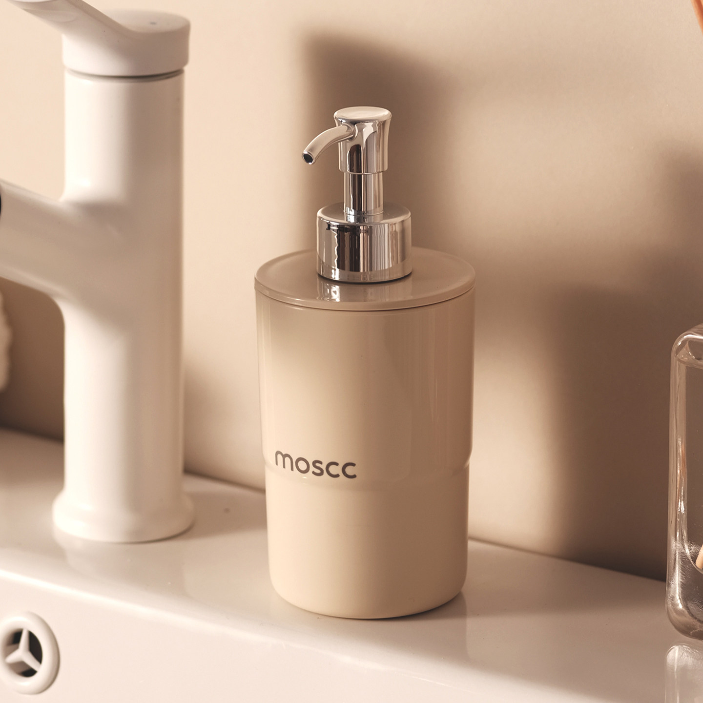 按压瓶酒店洗发水沐浴露分装瓶家用洗手液按压式空瓶浴室乳液瓶,家庭/个人清洁工具,喷瓶/面霜分装瓶,淘宝优惠券,粉丝福利购,淘宝优惠卷