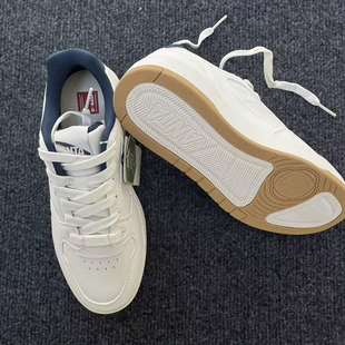 安踏月影低帮休闲板鞋男2026春冬滑板鞋潮流运动鞋男鞋112618016