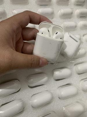 全新带膜 蓝牙耳机 带无线充  电池坏 不会修的不要买